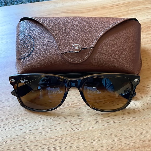 Ray Ban Accessories Rayban New Wayfarer Sunglasses Tortoise Shell Brown Lenses Classic Poshmark